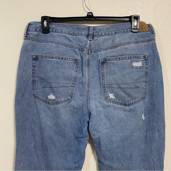 American Eagle Distressed Mom jeans Light wash Size Plus Size 18 Regular - Picture 2 of 16